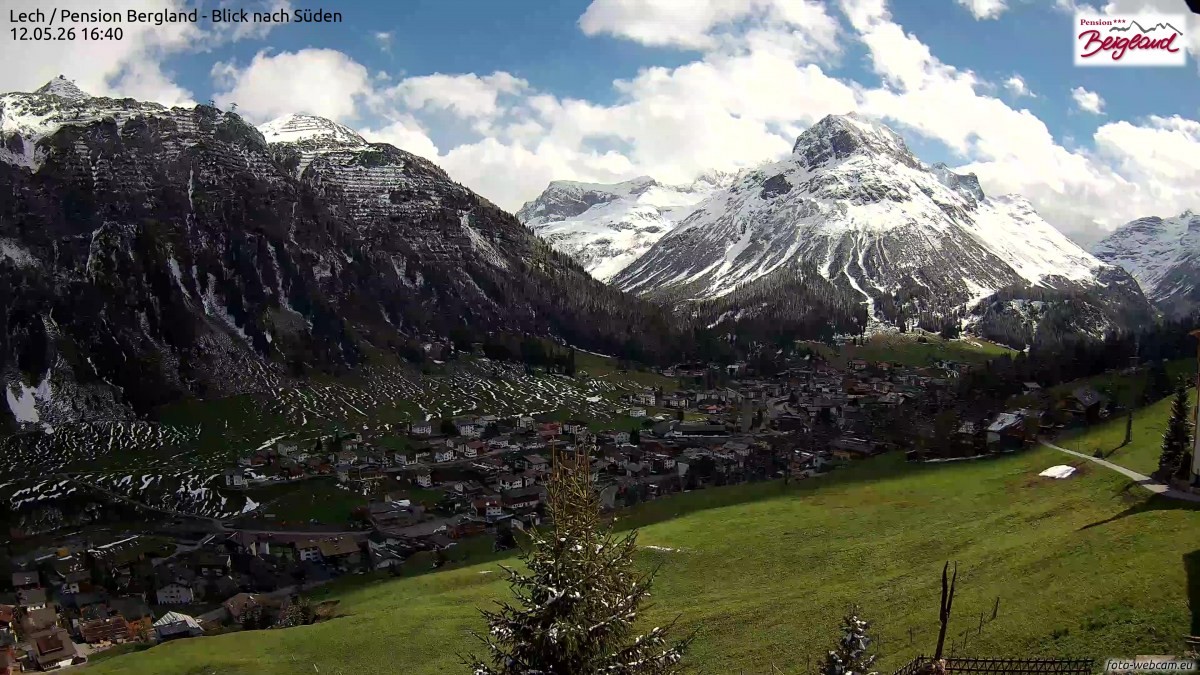 Archived image Webcam Lech am Arlberg - Guesthouse Bergland