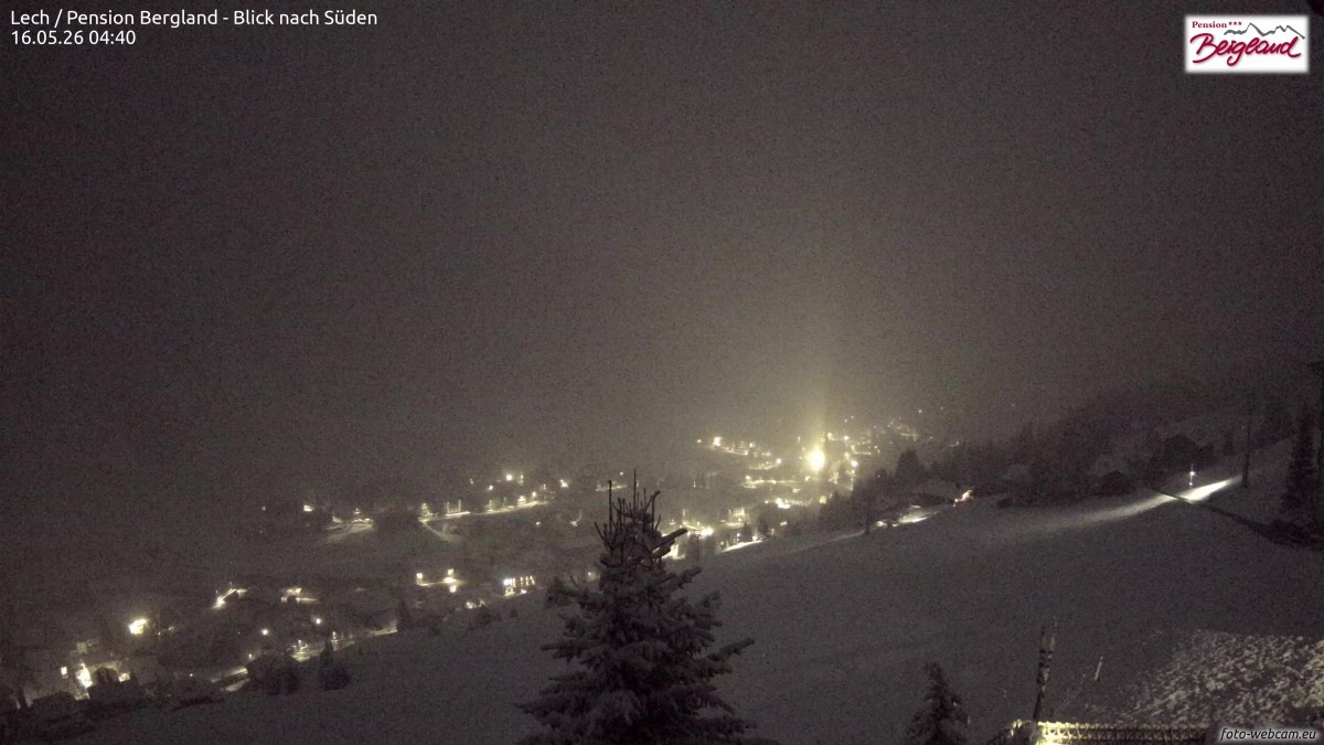 Archiv Foto Webcam Oberlech: Ausblick Pension Bergland