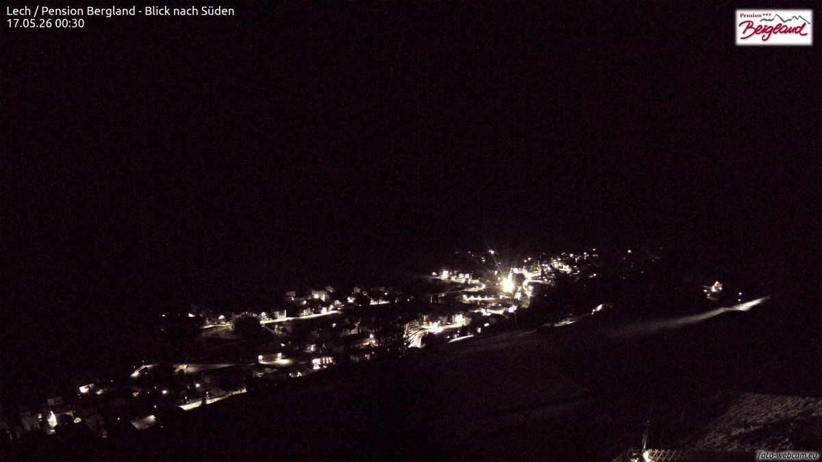 Archiv Foto Webcam Oberlech: Ausblick Pension Bergland