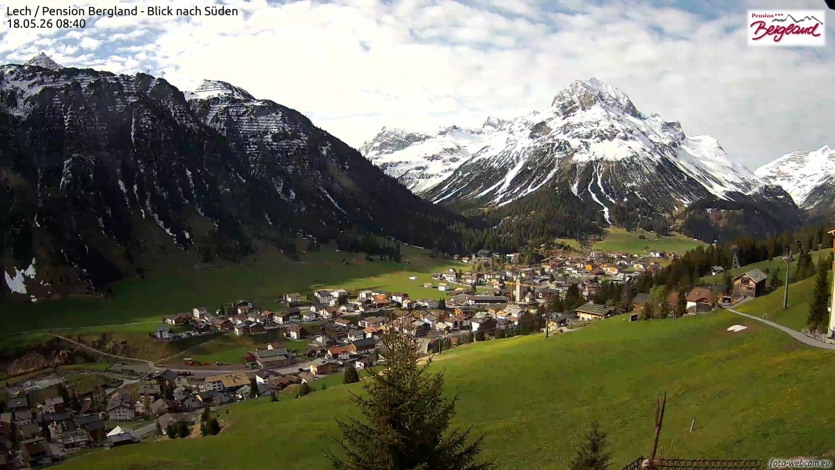 Archived image Webcam Lech am Arlberg - Guesthouse Bergland