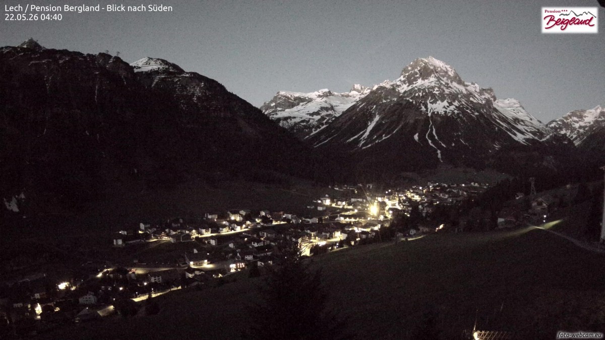 Archiv Foto Webcam Oberlech: Ausblick Pension Bergland