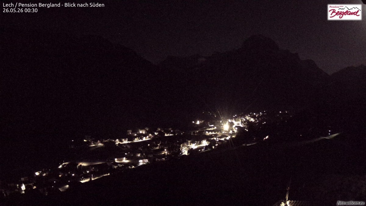 Archiv Foto Webcam Oberlech: Ausblick Pension Bergland