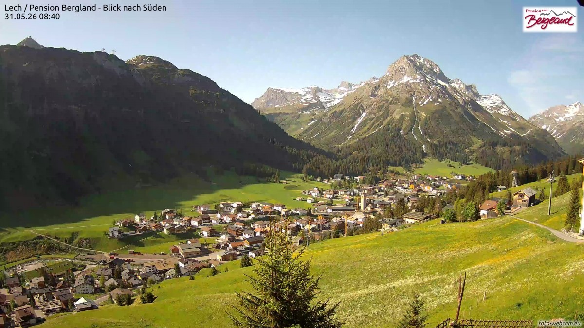 Archived image Webcam Lech am Arlberg - Guesthouse Bergland