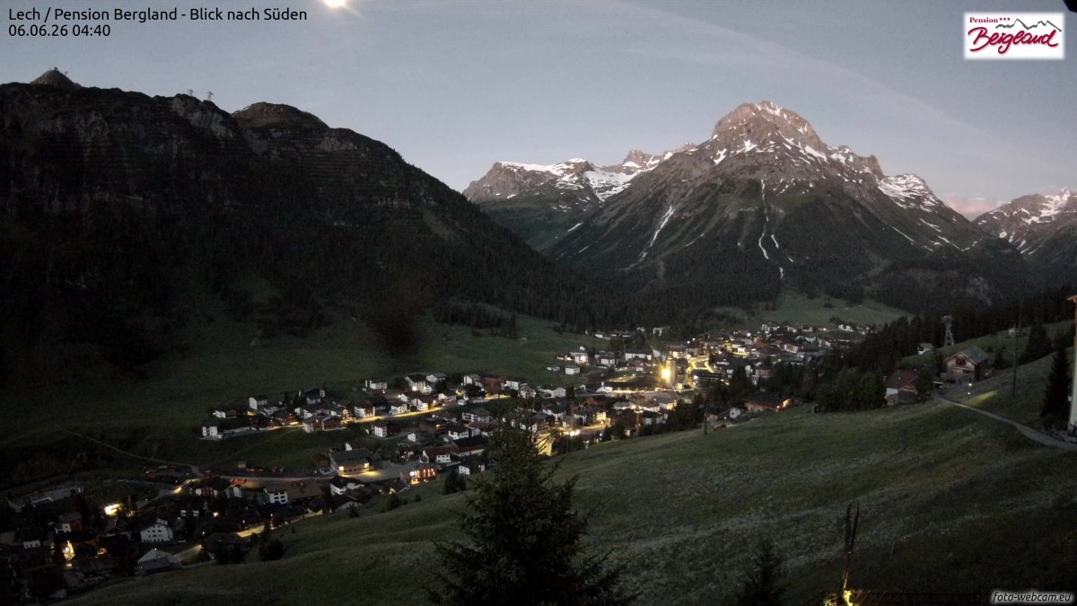 Archived image Webcam Lech am Arlberg - Guesthouse Bergland