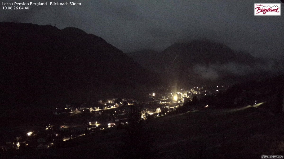 Archiv Foto Webcam Oberlech: Ausblick Pension Bergland