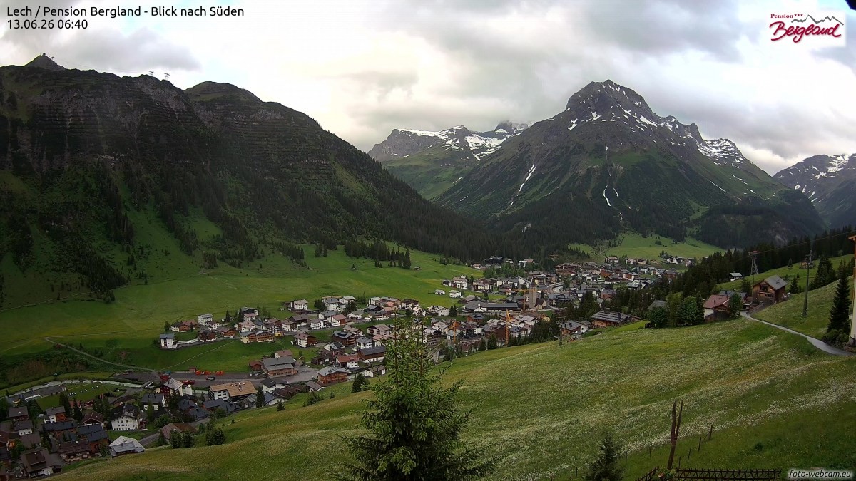 Archived image Webcam Lech am Arlberg - Guesthouse Bergland