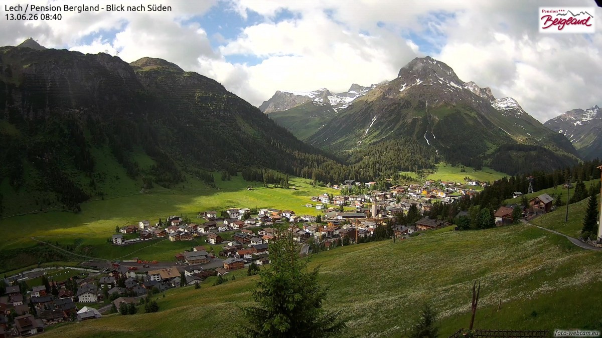 Archived image Webcam Lech am Arlberg - Guesthouse Bergland
