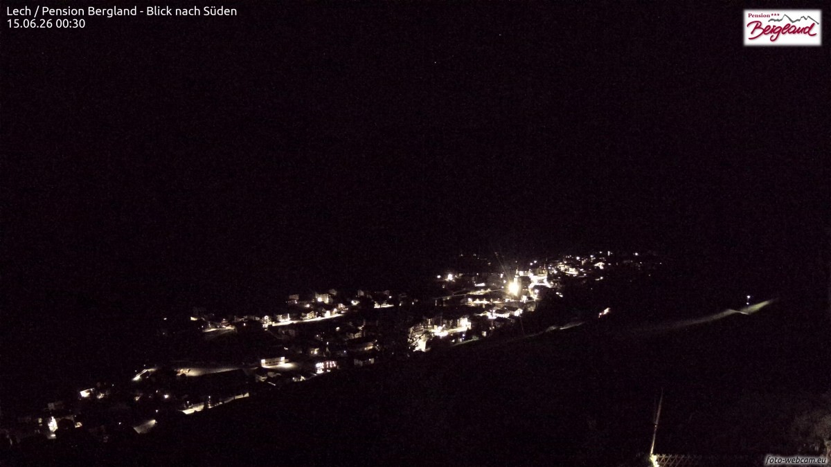 Archiv Foto Webcam Oberlech: Ausblick Pension Bergland