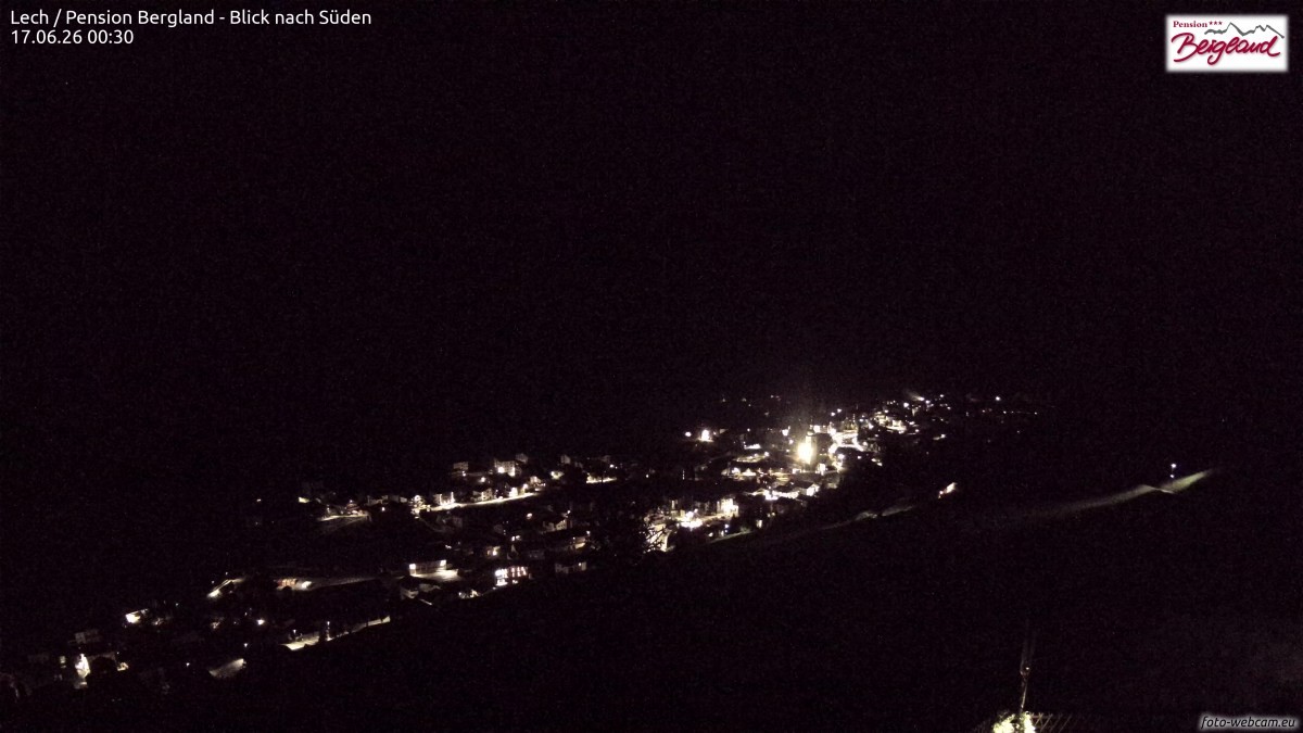 Archiv Foto Webcam Oberlech: Ausblick Pension Bergland