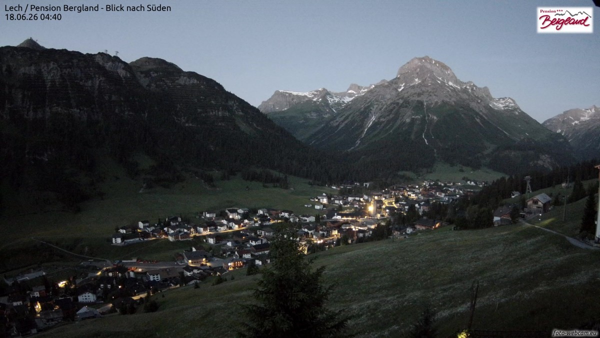 Archived image Webcam Lech am Arlberg - Guesthouse Bergland