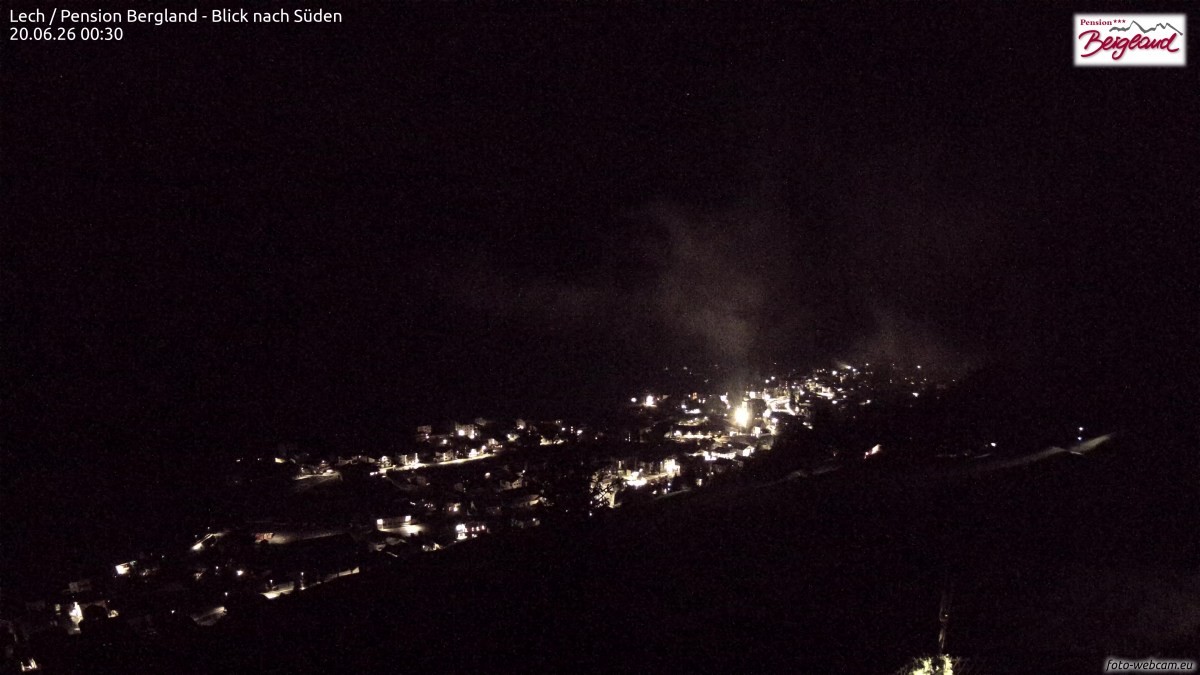 Archiv Foto Webcam Oberlech: Ausblick Pension Bergland