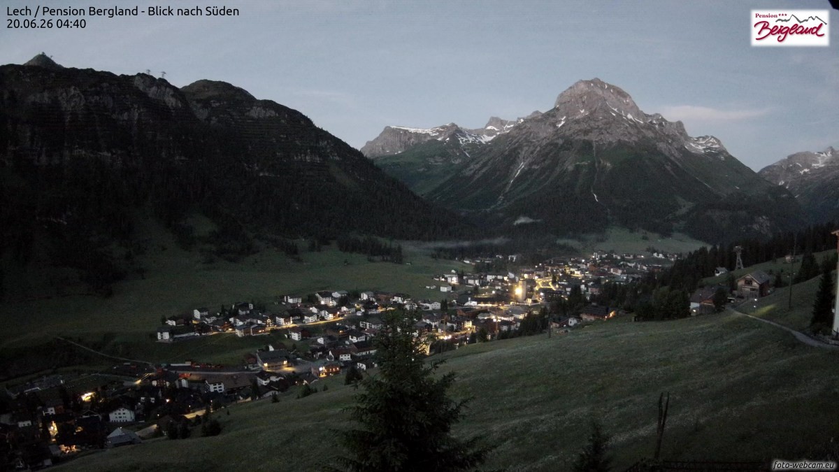 Archived image Webcam Lech am Arlberg - Guesthouse Bergland