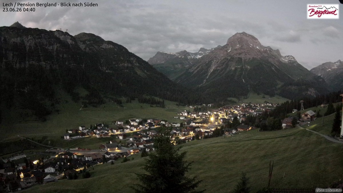 Archived image Webcam Lech am Arlberg - Guesthouse Bergland