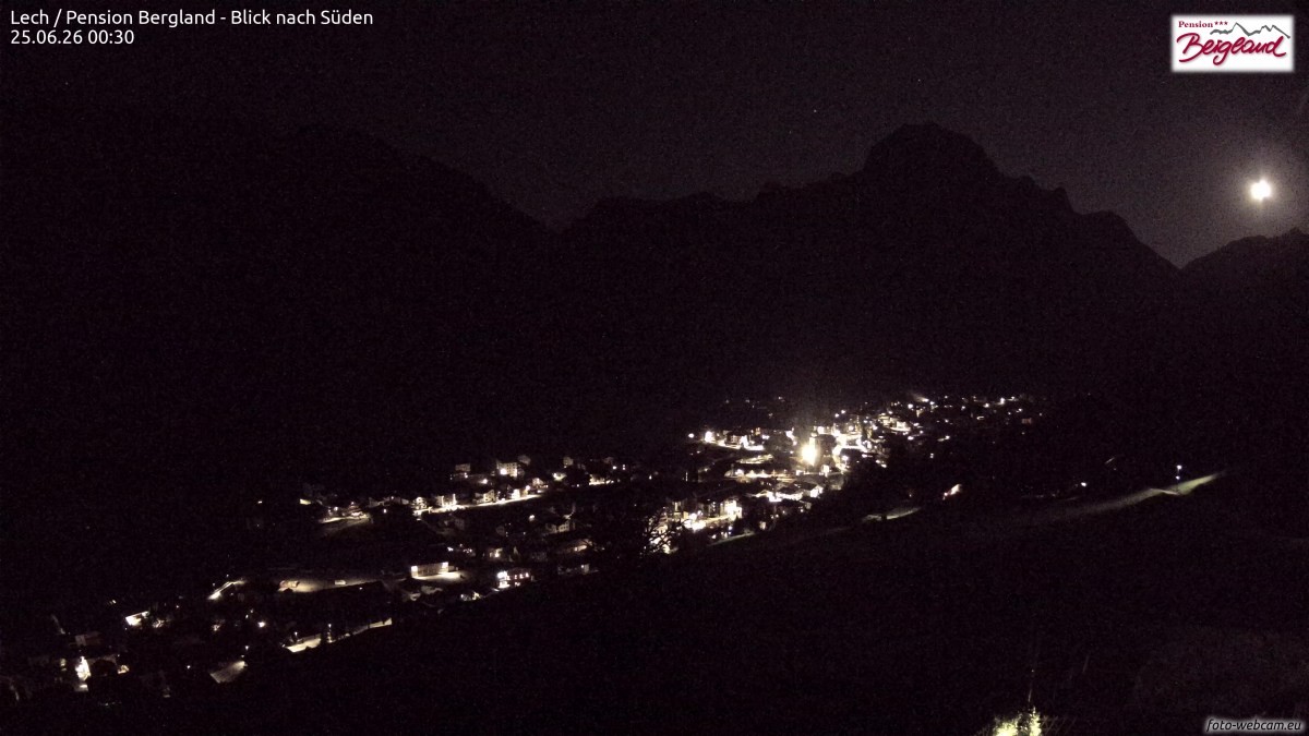 Archived image Webcam Lech am Arlberg - Guesthouse Bergland