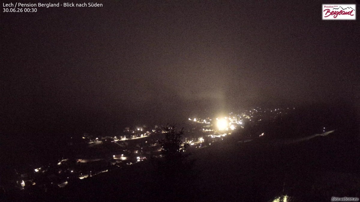 Archiv Foto Webcam Oberlech: Ausblick Pension Bergland