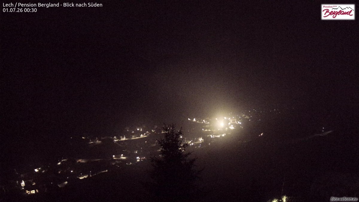 Archiv Foto Webcam Oberlech: Ausblick Pension Bergland