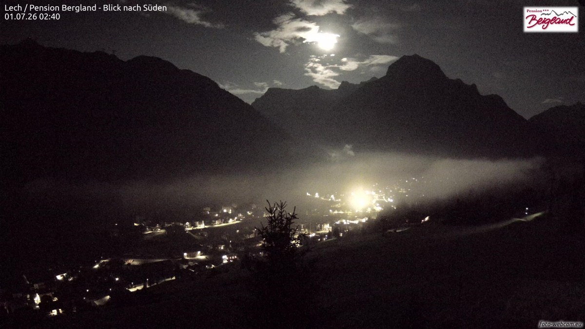 Archiv Foto Webcam Oberlech: Ausblick Pension Bergland