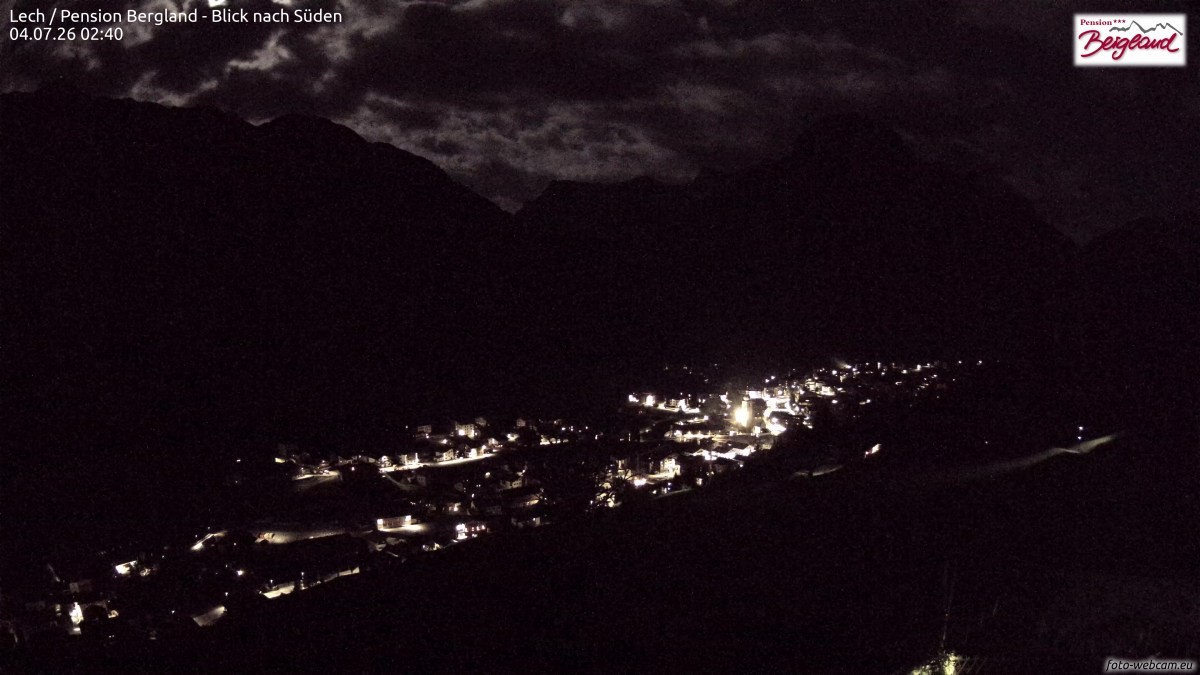 Archiv Foto Webcam Oberlech: Ausblick Pension Bergland