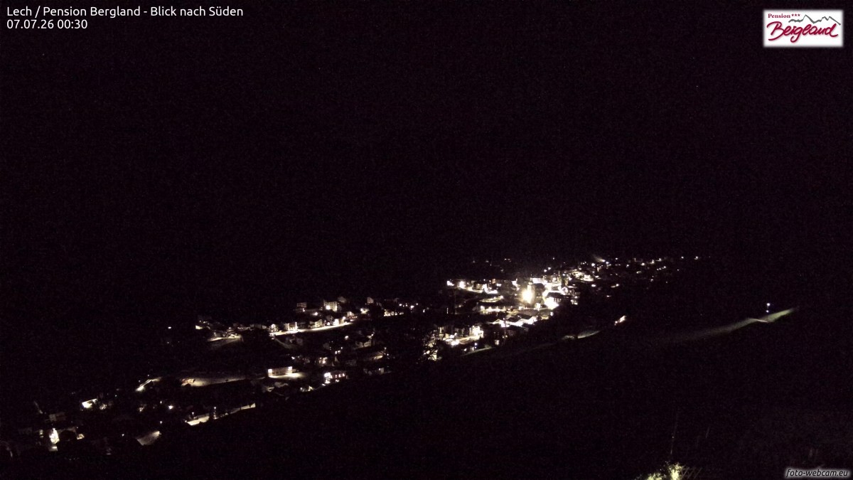 Archiv Foto Webcam Oberlech: Ausblick Pension Bergland