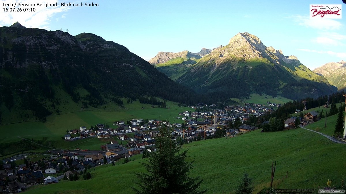 Archived image Webcam Lech am Arlberg - Guesthouse Bergland