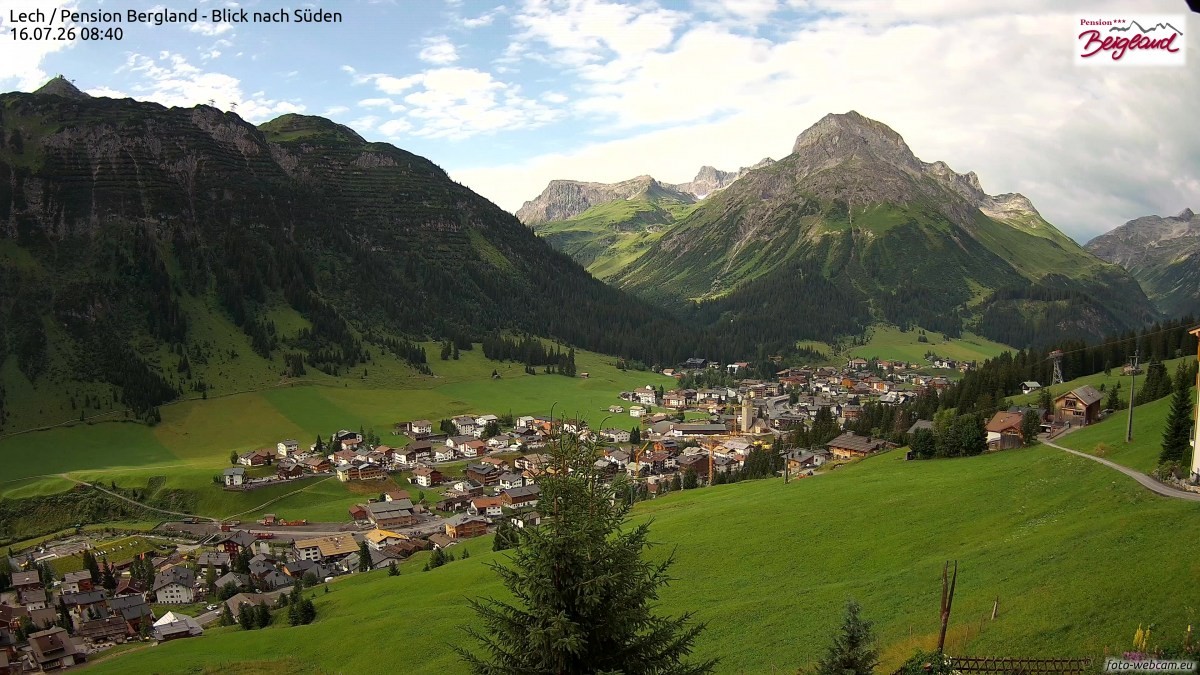 Archived image Webcam Lech am Arlberg - Guesthouse Bergland