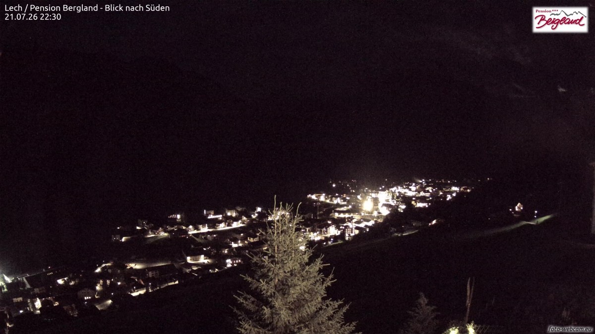 Archiv Foto Webcam Oberlech: Ausblick Pension Bergland