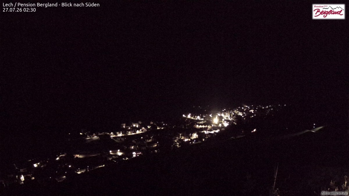 Archiv Foto Webcam Oberlech: Ausblick Pension Bergland