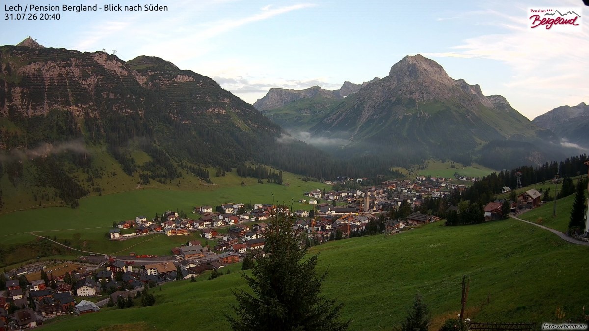 Archived image Webcam Lech am Arlberg - Guesthouse Bergland