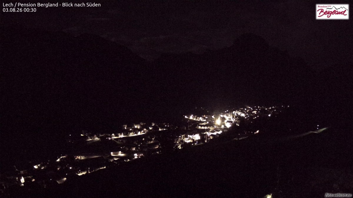 Archiv Foto Webcam Oberlech: Ausblick Pension Bergland