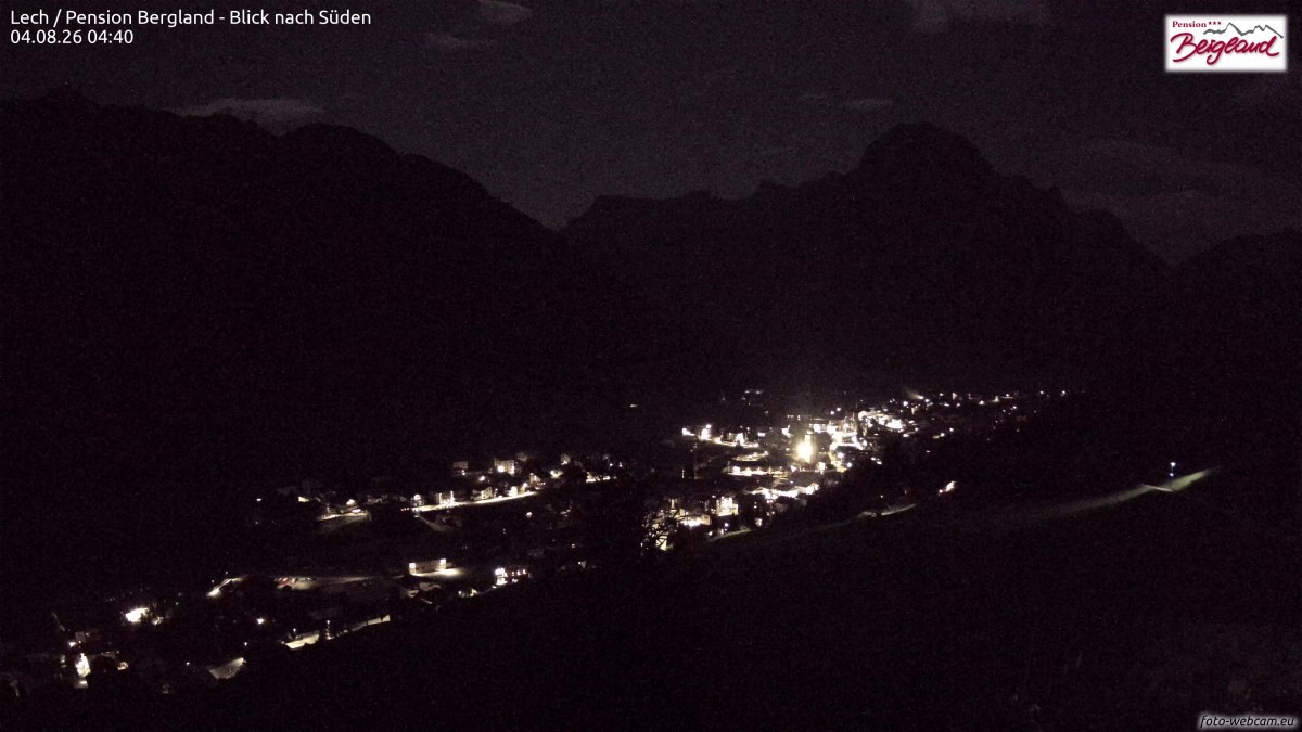 Archiv Foto Webcam Oberlech: Ausblick Pension Bergland
