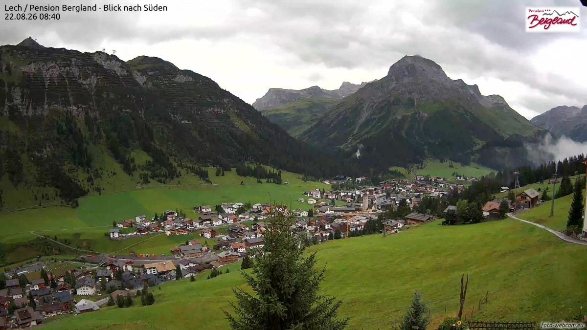 Archived image Webcam Lech am Arlberg - Guesthouse Bergland
