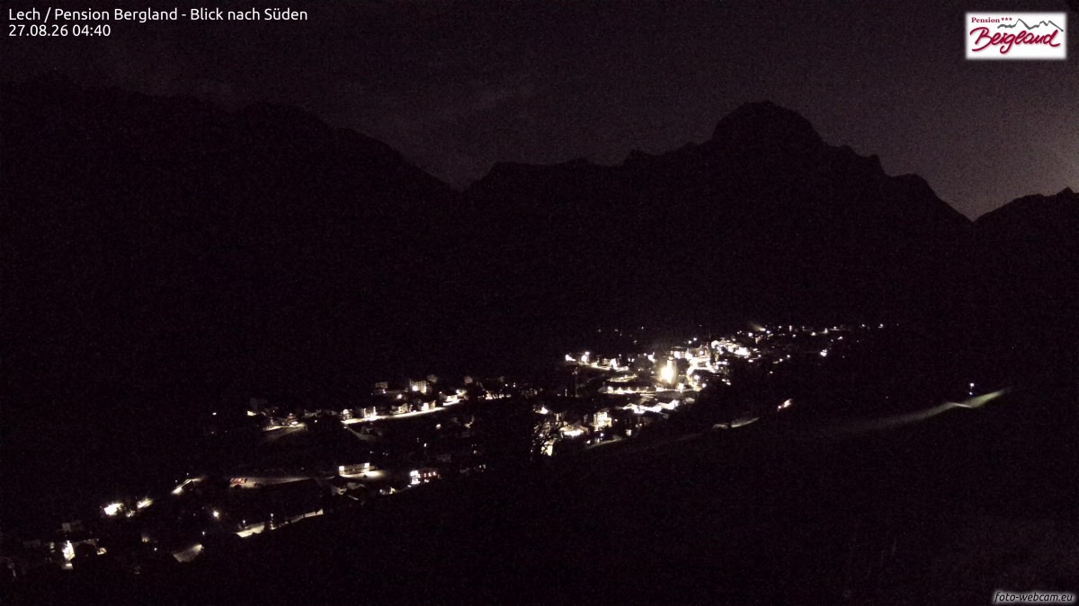 Archiv Foto Webcam Oberlech: Ausblick Pension Bergland