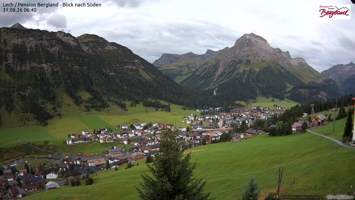 Archived image Webcam Lech am Arlberg - Guesthouse Bergland