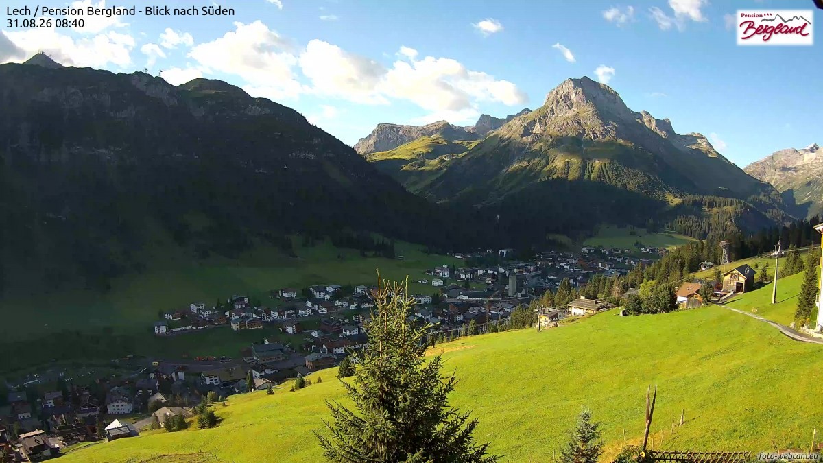 Archived image Webcam Lech am Arlberg - Guesthouse Bergland