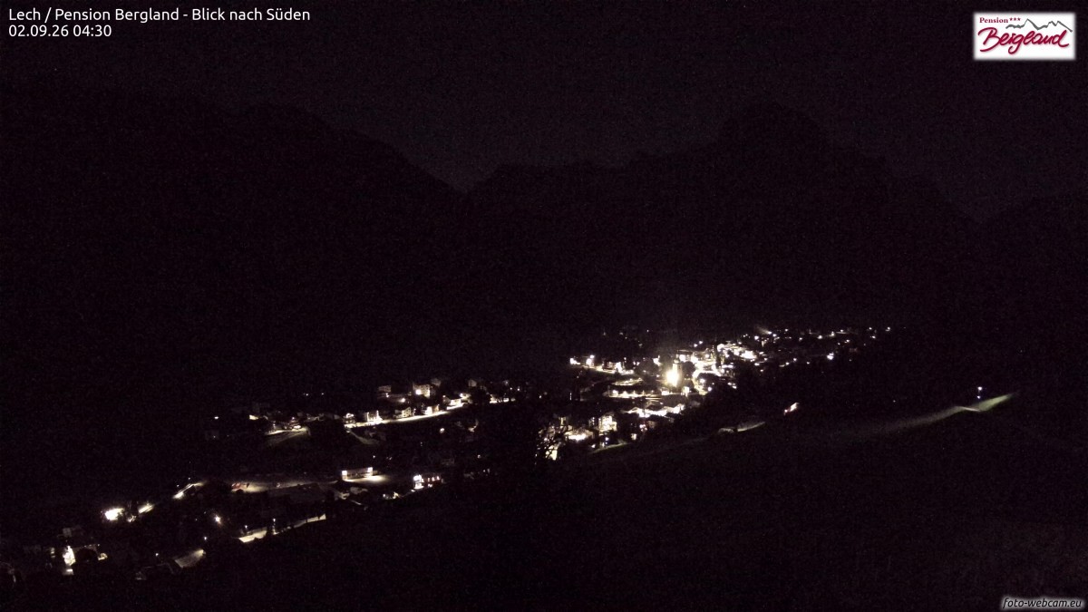 Archiv Foto Webcam Oberlech: Ausblick Pension Bergland