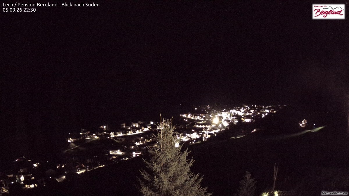 Archiv Foto Webcam Oberlech: Ausblick Pension Bergland