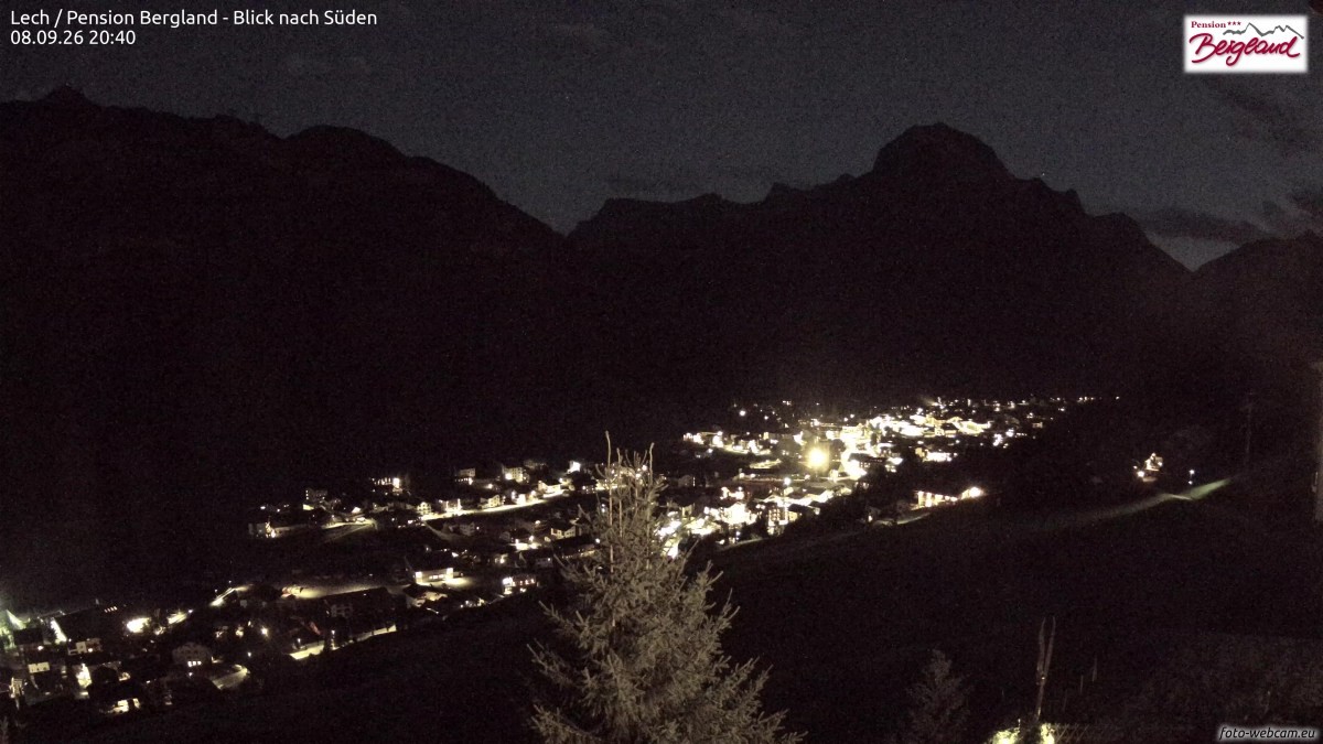 Archiv Foto Webcam Oberlech: Ausblick Pension Bergland