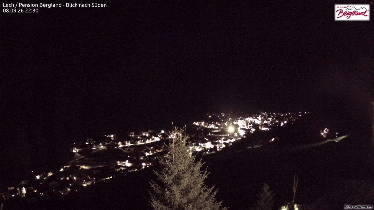 Archiv Foto Webcam Oberlech: Ausblick Pension Bergland