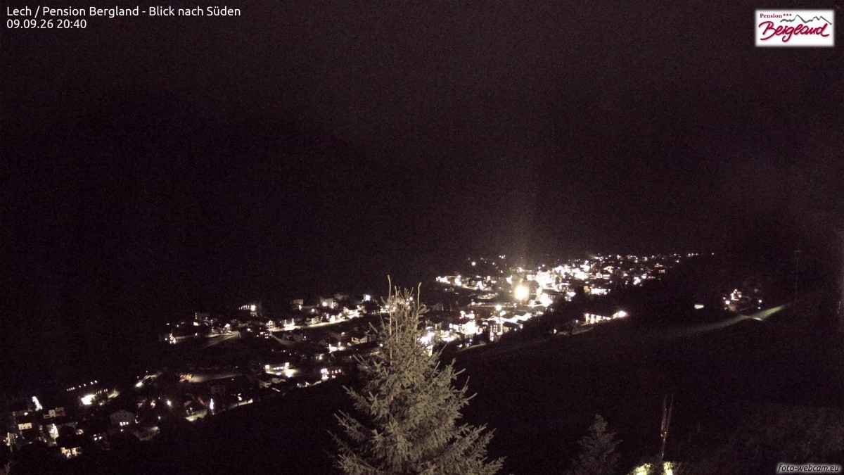 Archiv Foto Webcam Oberlech: Ausblick Pension Bergland