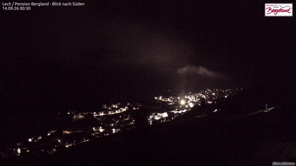 Archiv Foto Webcam Oberlech: Ausblick Pension Bergland