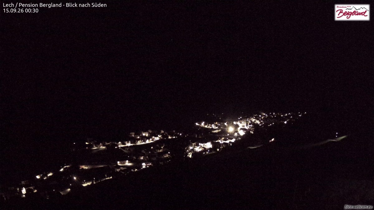Archiv Foto Webcam Oberlech: Ausblick Pension Bergland