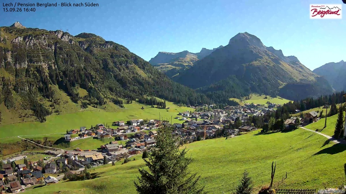 Archived image Webcam Lech am Arlberg - Guesthouse Bergland