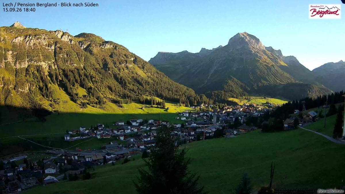 Archived image Webcam Lech am Arlberg - Guesthouse Bergland