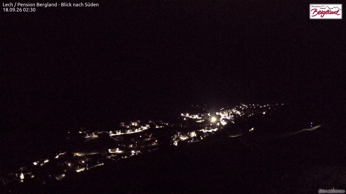 Archiv Foto Webcam Oberlech: Ausblick Pension Bergland