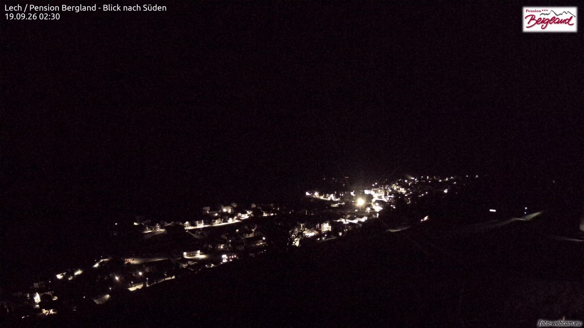 Archiv Foto Webcam Oberlech: Ausblick Pension Bergland