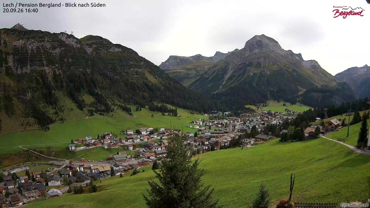 Archived image Webcam Lech am Arlberg - Guesthouse Bergland