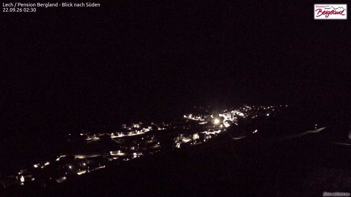 Archiv Foto Webcam Oberlech: Ausblick Pension Bergland