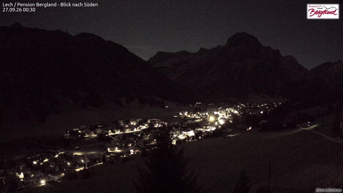 Archiv Foto Webcam Oberlech: Ausblick Pension Bergland