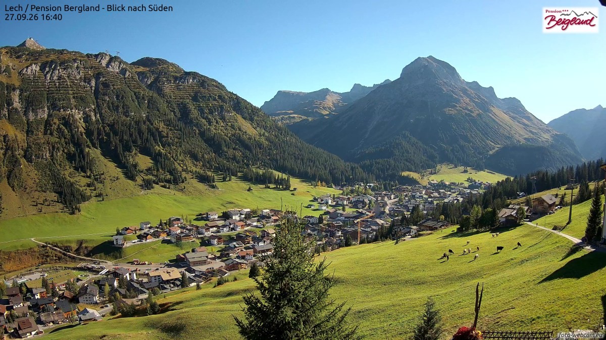 Archived image Webcam Lech am Arlberg - Guesthouse Bergland