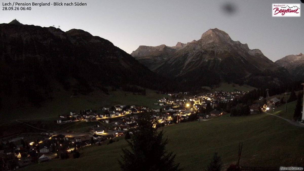 Archived image Webcam Lech am Arlberg - Guesthouse Bergland